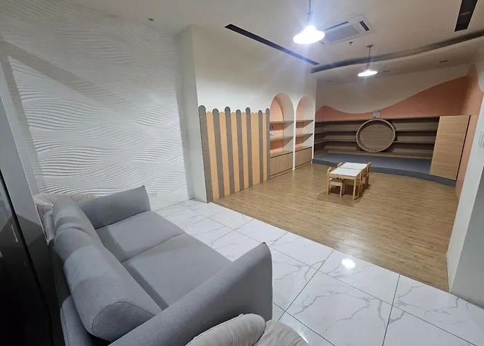Apartment Suntrus T Solana - Ermita, - Sm