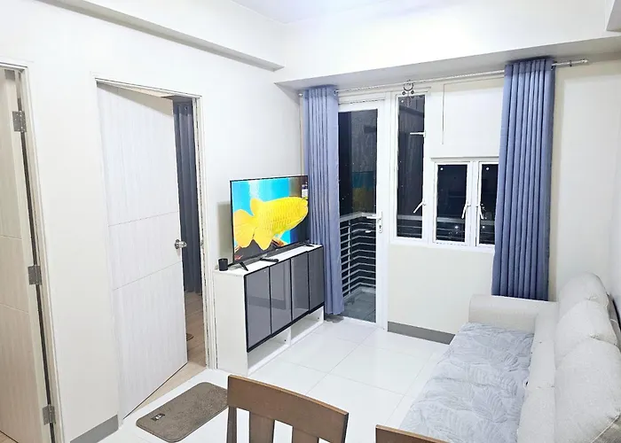Suntrus T Solana - Ermita, - Sm Apartment *