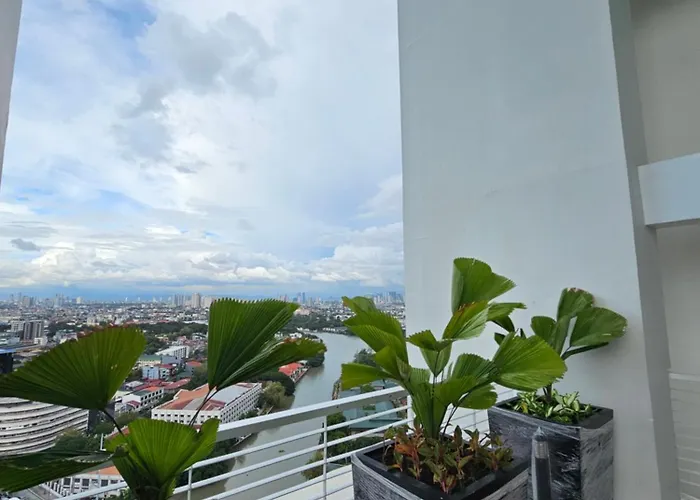 Suntrus T Solana - Ermita, - Sm Apartment Manila