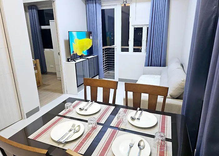 Suntrus T Solana - Ermita, - Sm Apartment *